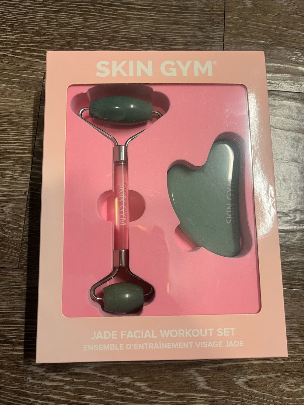 Skin Gym Jade Facial Roller & Gua Sha Set — Green